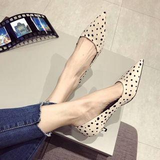 Dotted Pointy Pumps
