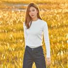 Plain Crew-neck Slim-fit Sweater