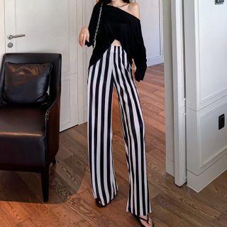 Long-sleeve Plain T-shirt / High-waist Striped Straight-cut Pants