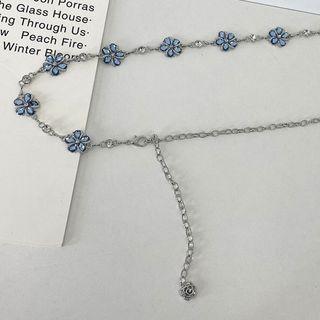 Rhinestone Floral Chain Belt