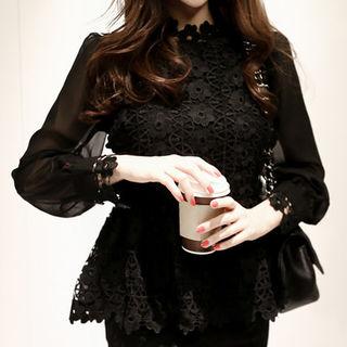 Ruffle-hem Lace Blouse