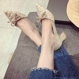 Bow Pointed Block Heel Pumps
