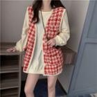 Long-sleeve Tunic T-shirt / Patterned Buttoned Vest
