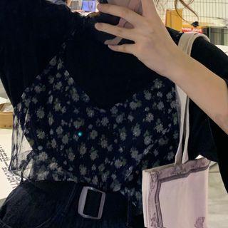 Long-sleeve/short-sleeve T-shirt / Floral Camisole