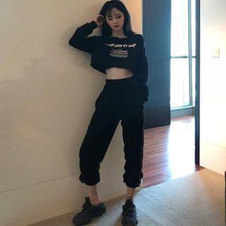 Long-sleeve Lettering Cropped T-shirt / Harem Pants /set
