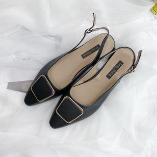 Buckle Pointy-toe Slingback Sandals