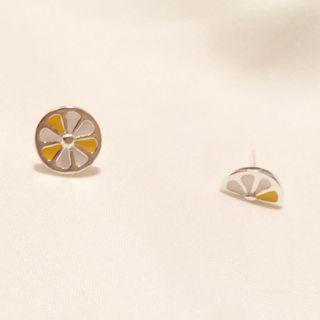 Flower Stud Earring 1 Pair - Silver Needle - Non-matching - Lemon - One Size