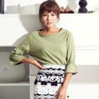 Round-neck 3/4-sleeve T-shirt