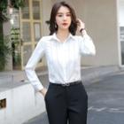 Pinstriped Shirt / Straight-cut Pants