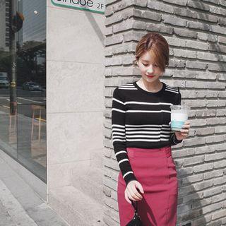 Asymmetric-hem Striped Slim-fit Knit Top