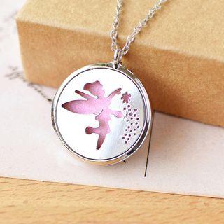Cutout Aromatherapy Locket Necklace