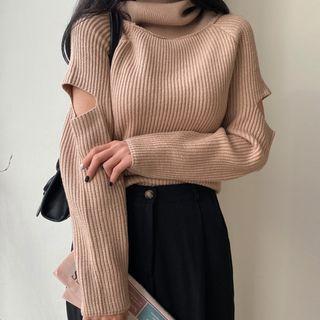 Slit-sleeve Turtle-neck Sweater