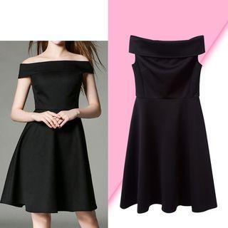 Plain Off-shoulder A-line Dress
