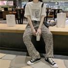 Short-sleeve Geometric Print T-shirt / Leopard Print Wide Leg Pants