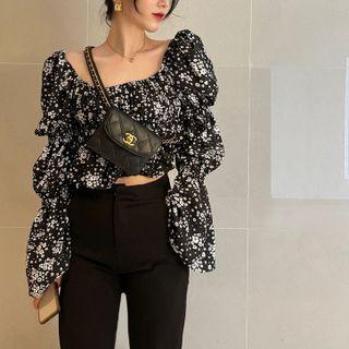 Bell-sleeve Off-shoulder Floral Print Blouse Black - One Size