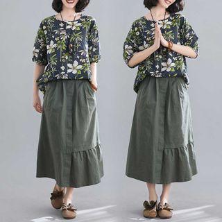 Short-sleeve Floral Print Top / Shirred Midi A-line Skirt
