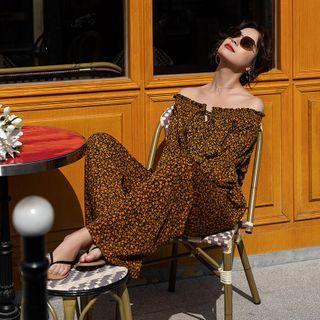 Set: Off-shoulder Flower Print Blouse + Wide-leg Pants