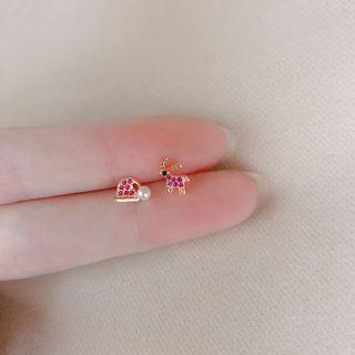 Asymmetrical Reindeer Hat Stud Earring