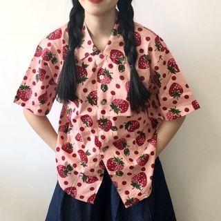 Elbow-sleeve Strawberry Printed Shirt