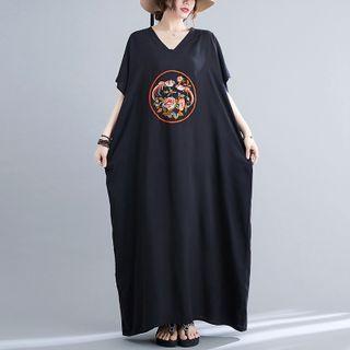 Short-sleeve Embroidered Maxi Oversized T-shirt Dress