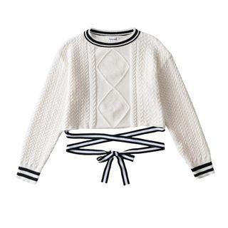 Lace Up Cable-knit Cropped Sweater