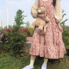 Puff-sleeve Blouse / Sleeveless Floral Dress