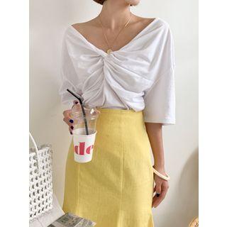 Knot-front Loose-fit T-shirt