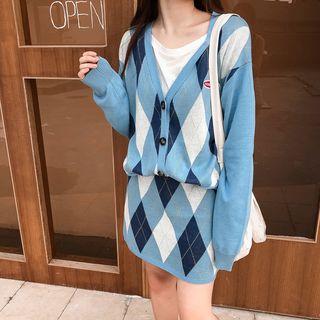 Argyle Cardigan / Argyle Mini A-line Knit Skirt