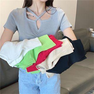 Short-sleeve Halter-neck Knit Top