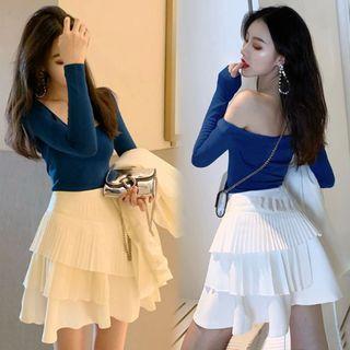 Cold Shoulder Knit Top / Tiered A-line Skirt