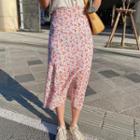 Plain Short-sleeve T-shirt / Floral Midi Straight-fit Skirt