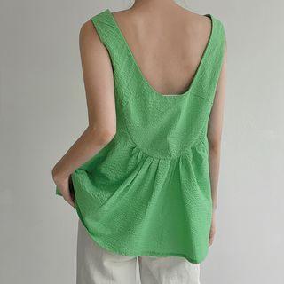 Sleeveless V-neck Shirred Top