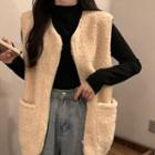 Zip-up Fleece Vest / Long-sleeve Mock-neck Top