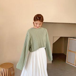 Round-neck Crop-shirt