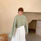 Round-neck Crop-shirt