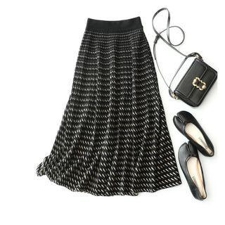 Patterned Knit Midi A-line Skirt Black - One Size
