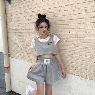 Set: Short-sleeve Cropped T-shirt + Lettering Crop Tank Top + Applique Shorts