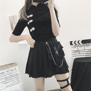 Short-sleeve Frog-button Top / Pleated Mini Skirt