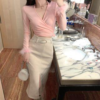 V-neck Long-sleeve Top / Midi Knit Skirt