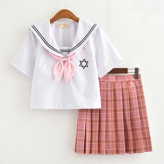 Short-sleeve Top/plaid Pleated Skirt