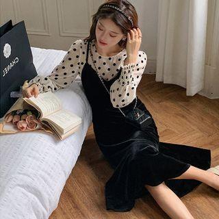Set: Long-sleeve Round-neck Polka-dot Blouse + Plain Sleeveless Dress