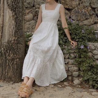 Sleeveless Square-neck Midi A-line Lace Dress