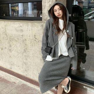 Knit Hooded Jacket / Skirt / T-shirt / Set