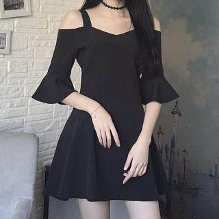 Plain Off Shoulder Elbow Sleeve A-line Dress