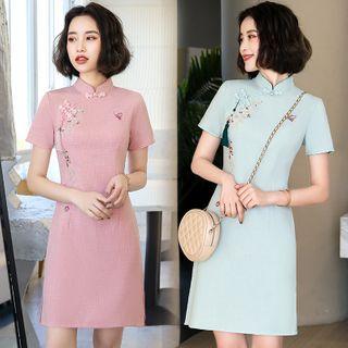 Short-sleeve Floral Embroidered Tasseled Mini Sheath Qipao Dress