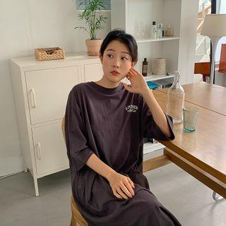 Letter Midi T-shirt Dress
