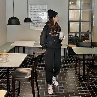 Set: Kangaroo Letter Hoodie + Drawcord Jogger Pants