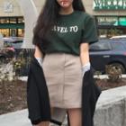 Lettering Short Sleeve T-shirt / Plain A-line Skirt