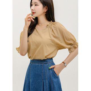 Frilled Puff-sleeve V-neck Blouse