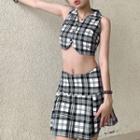 Halter-neck Plaid Cropped Top / A-line Skirt